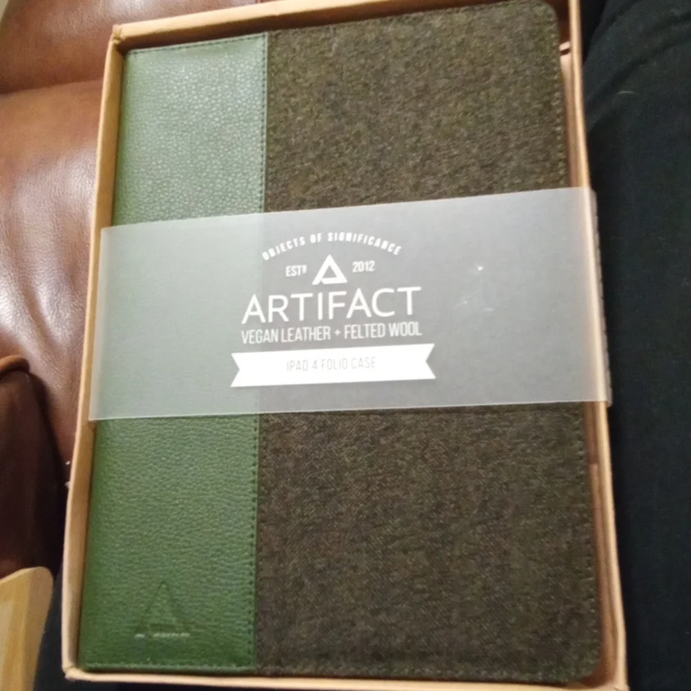 Artifact ipad 4 folio case